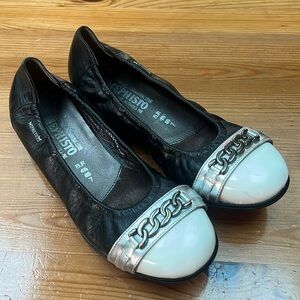 Mephisto Women 7 Black White Leather Chain Slip On Ballet Caoutchouc Flats Shoes
